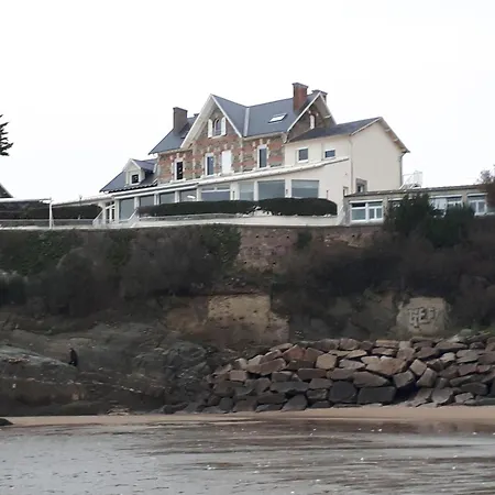 4/6 Pers Proche Centre Et Acces Direct : Ouessant